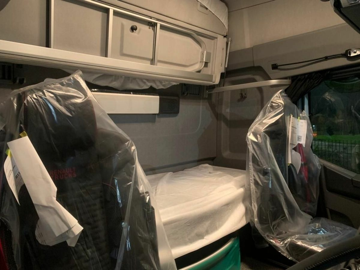 트랙터 유닛 New Evolution Renault T480 : 사진 9