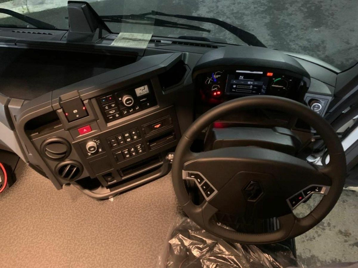 트랙터 유닛 New Evolution Renault T480 : 사진 12