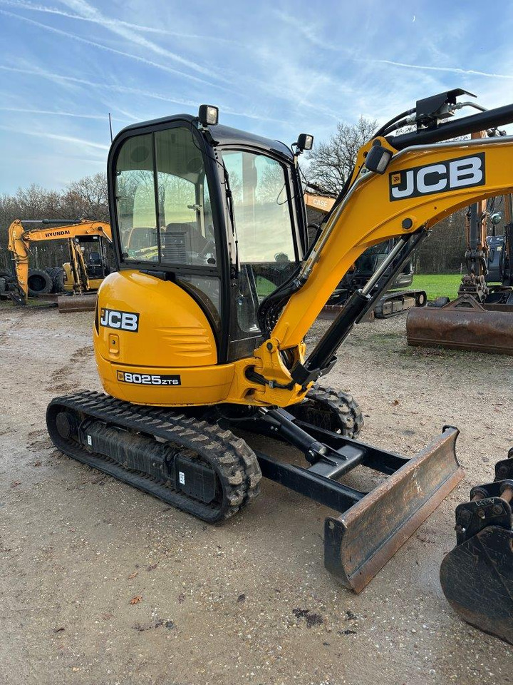 JCB 8025 ZTS - 미니 굴삭기 : 사진 2 JCB 8025 ZTS - 미니 굴삭기 : 사진 2