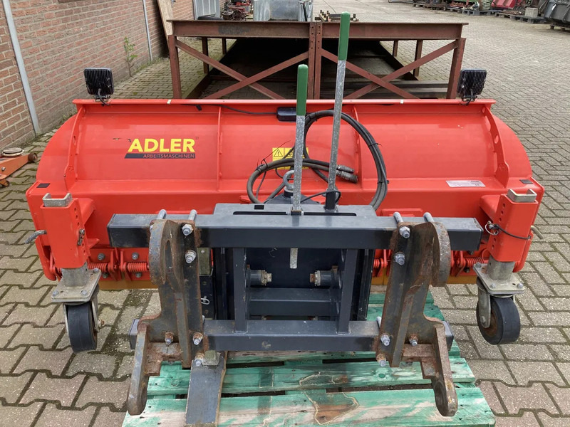ADLER Sneeuwschuif met Giant of JCB aanspan - 제설차 농업용 기계 용 : 사진 4 ADLER Sneeuwschuif met Giant of JCB aanspan - 제설차 농업용 기계 용 : 사진 4