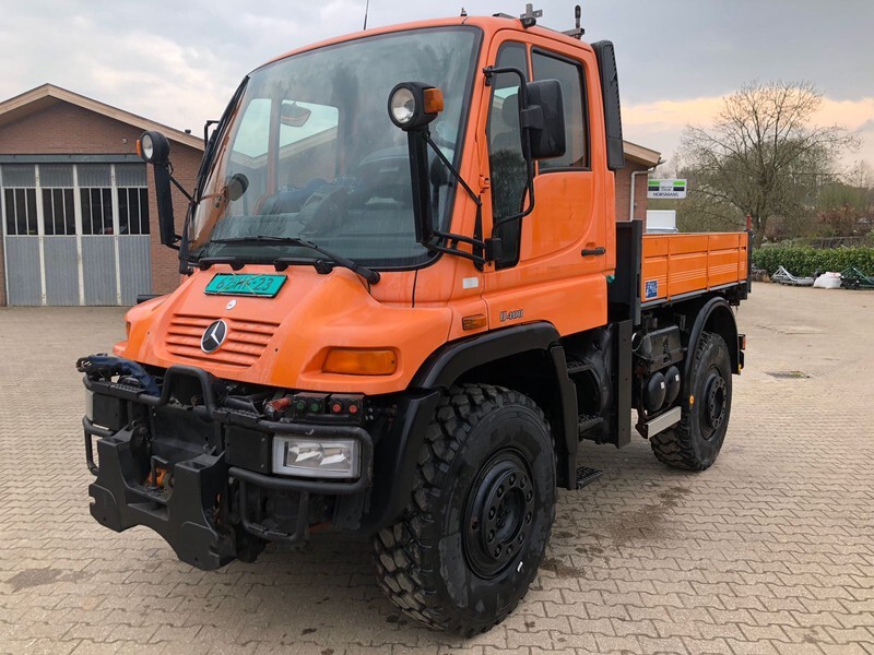 Mercedes-Benz Unimog U400 - 드롭사이드/ 플랫베드 트럭, 지자체/ 특수 차량 : 사진 1 Mercedes-Benz Unimog U400 - 드롭사이드/ 플랫베드 트럭, 지자체/ 특수 차량 : 사진 1