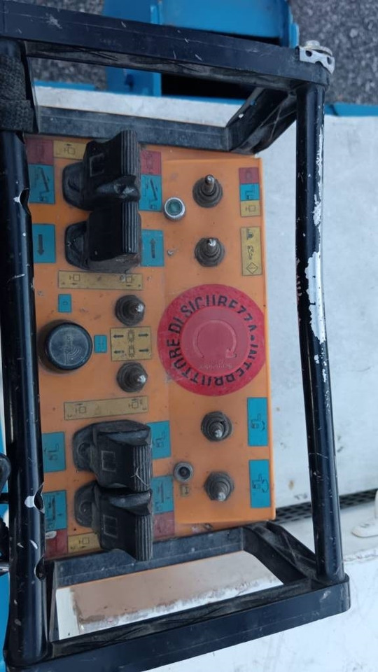 Teupen LEO 30 - 스파이더 리프트 : 사진 4 Teupen LEO 30 - 스파이더 리프트 : 사진 4