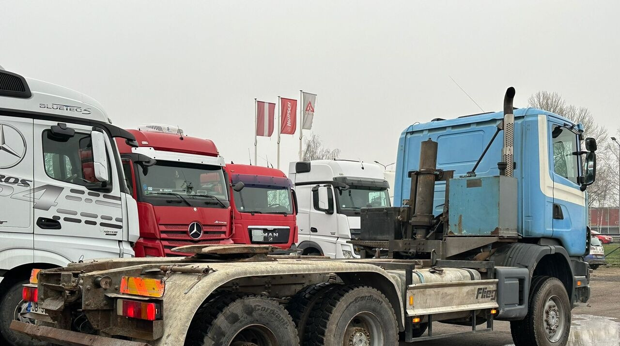 Scania 124C 6x6 steel - 트랙터 유닛 : 사진 4 Scania 124C 6x6 steel - 트랙터 유닛 : 사진 4