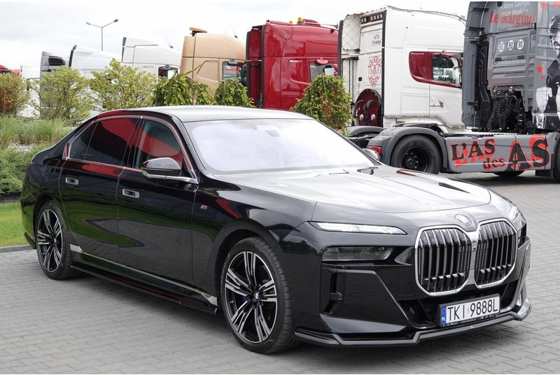 BMW 7 xDrive M Sport - 세단 : 사진 3 BMW 7 xDrive M Sport - 세단 : 사진 3