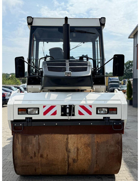 Bomag Walec wibracyjny BOMAG BW 174 AP - AM // Klimatyzacja - 롤러 : 사진 4 Bomag Walec wibracyjny BOMAG BW 174 AP - AM // Klimatyzacja - 롤러 : 사진 4
