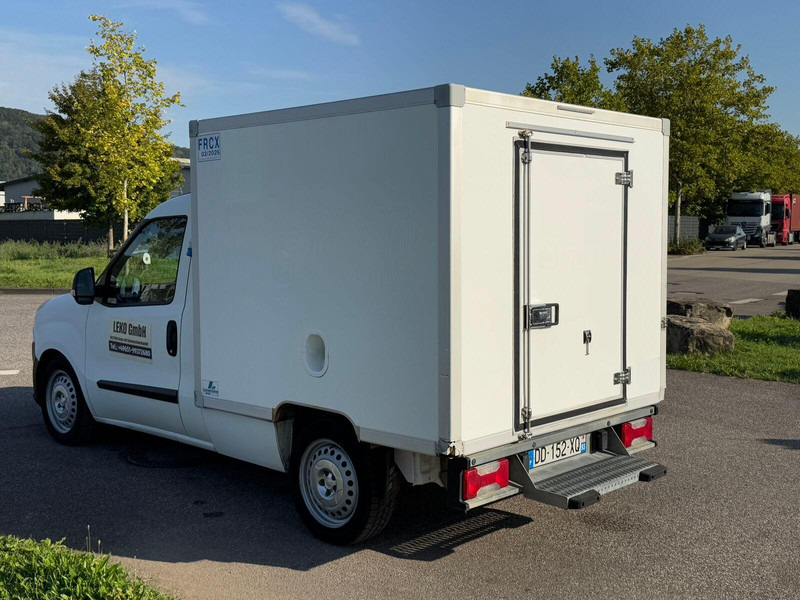 Fiat Doblò 1.3 - 냉동 밴 : 사진 5 Fiat Doblò 1.3 - 냉동 밴 : 사진 5
