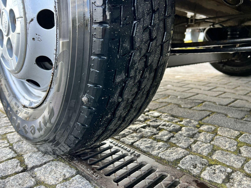 플랫베드 밴, 콤비 밴 Fiat Ducato Brygadówka Doka 7-miejsc + Skrzynia : 사진 7 플랫베드 밴, 콤비 밴 Fiat Ducato Brygadówka Doka 7-miejsc + Skrzynia : 사진 7