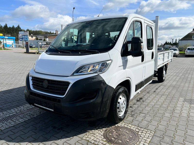 Fiat Ducato Brygadówka Doka 7-miejsc + Skrzynia - 플랫베드 밴, 콤비 밴 : 사진 1 Fiat Ducato Brygadówka Doka 7-miejsc + Skrzynia - 플랫베드 밴, 콤비 밴 : 사진 1