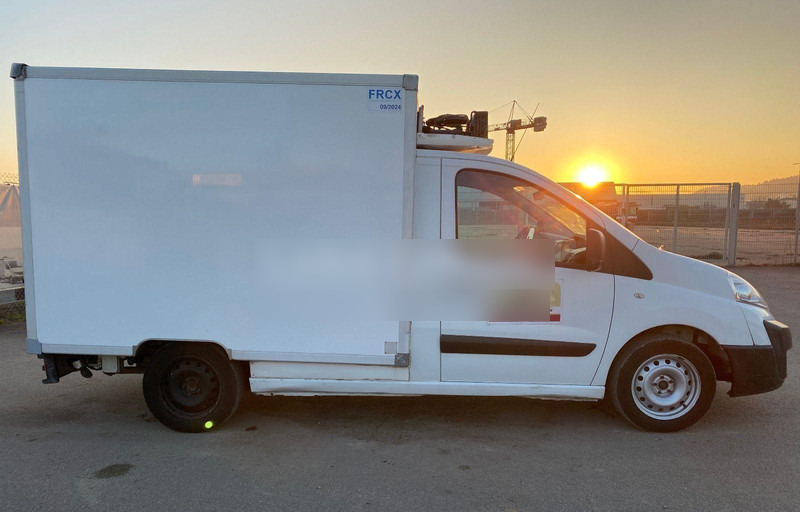 Fiat Scudo 2,0 Multijet FRCX 09/2024 - 냉동 밴 : 사진 4 Fiat Scudo 2,0 Multijet FRCX 09/2024 - 냉동 밴 : 사진 4