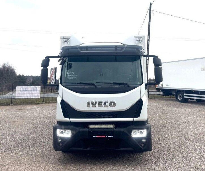 Iveco 120-250 EUROCARGO Koffer + Tail Lift - 박스 트럭 : 사진 3 Iveco 120-250 EUROCARGO Koffer + Tail Lift - 박스 트럭 : 사진 3