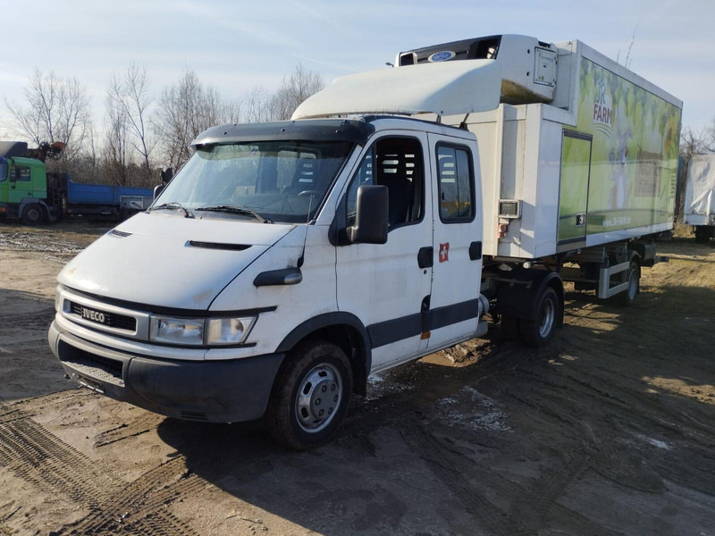 Iveco 50C 17 Doka BE Mini Trekker - SZM - 3.5t - 미니 관절 트랙터 유닛, 콤비 밴 : 사진 2 Iveco 50C 17 Doka BE Mini Trekker - SZM - 3.5t - 미니 관절 트랙터 유닛, 콤비 밴 : 사진 2