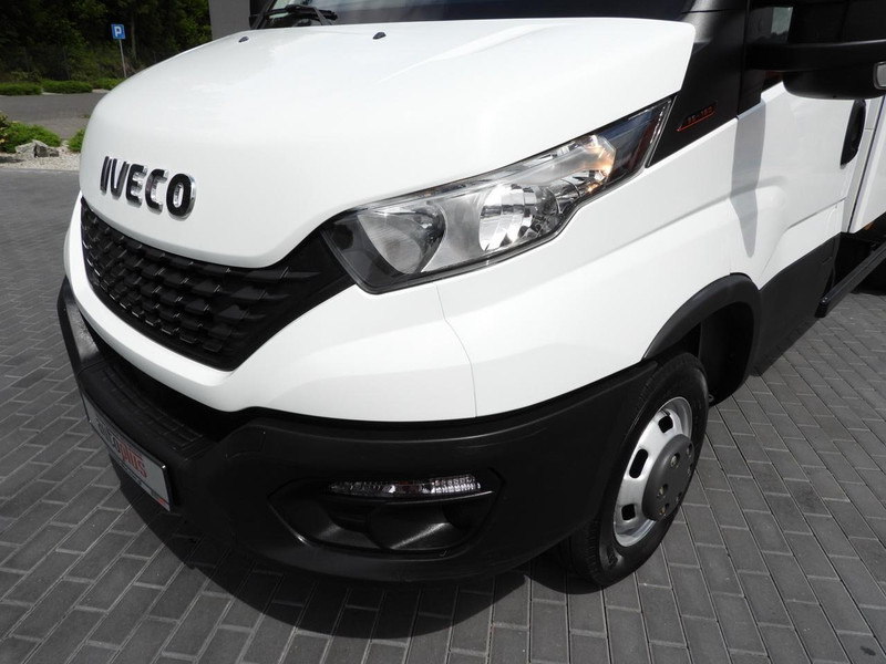 리스 Iveco DAILY 35C16 WYWROTKA TEMPOMAT BLIŹNIACZE KOŁA KLIMATYZACJA 160K Iveco DAILY 35C16 WYWROTKA TEMPOMAT BLIŹNIACZE KOŁA KLIMATYZACJA 160K : 사진 18 리스 Iveco DAILY 35C16 WYWROTKA TEMPOMAT BLIŹNIACZE KOŁA KLIMATYZACJA 160K Iveco DAILY 35C16 WYWROTKA TEMPOMAT BLIŹNIACZE KOŁA KLIMATYZACJA 160K : 사진 18