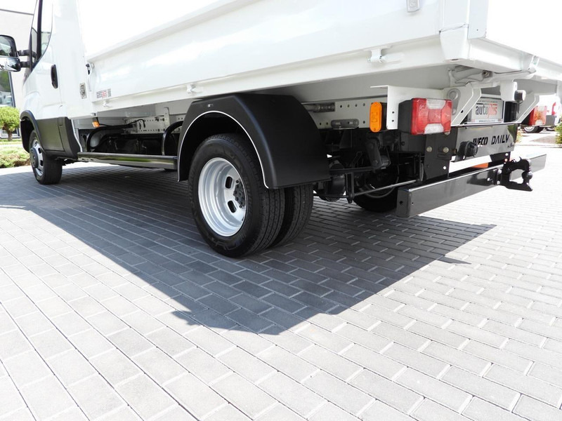 리스 Iveco DAILY 35C16 WYWROTKA TEMPOMAT BLIŹNIACZE KOŁA KLIMATYZACJA 160K Iveco DAILY 35C16 WYWROTKA TEMPOMAT BLIŹNIACZE KOŁA KLIMATYZACJA 160K : 사진 15 리스 Iveco DAILY 35C16 WYWROTKA TEMPOMAT BLIŹNIACZE KOŁA KLIMATYZACJA 160K Iveco DAILY 35C16 WYWROTKA TEMPOMAT BLIŹNIACZE KOŁA KLIMATYZACJA 160K : 사진 15