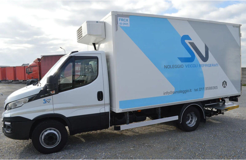 Iveco DAILY 60C15 REFRIGERATOR + SIDE AND REAR DOORS, LIFT FOLDED UNDE - 냉동탑차 : 사진 2 Iveco DAILY 60C15 REFRIGERATOR + SIDE AND REAR DOORS, LIFT FOLDED UNDE - 냉동탑차 : 사진 2