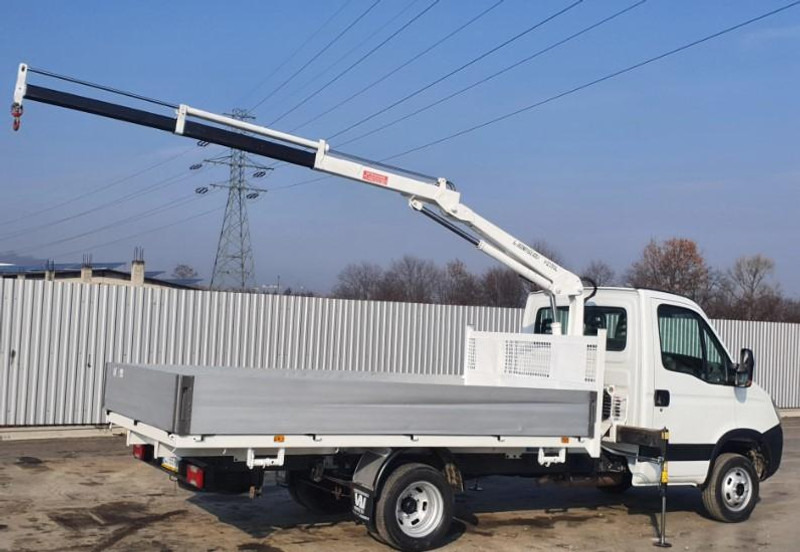 Iveco Daily 35C13 Bonfiglioli P 2300 - Pritsche 4,3 m - 플랫베드 밴 : 사진 2 Iveco Daily 35C13 Bonfiglioli P 2300 - Pritsche 4,3 m - 플랫베드 밴 : 사진 2