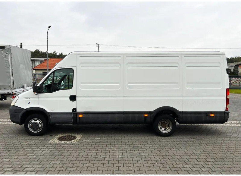 Iveco Daily 35C15 Furgon L4H2 Brygadówka 6-seater Doka Dubel Cabin - 박스 밴 : 사진 3 Iveco Daily 35C15 Furgon L4H2 Brygadówka 6-seater Doka Dubel Cabin - 박스 밴 : 사진 3