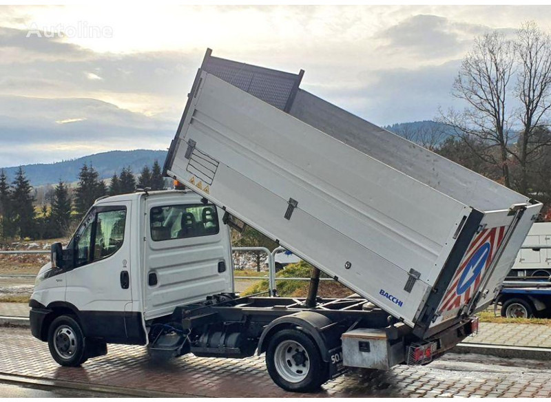 Iveco Daily 35c-14 3 way tipper BENZIN - 덤프 밴 : 사진 3 Iveco Daily 35c-14 3 way tipper BENZIN - 덤프 밴 : 사진 3