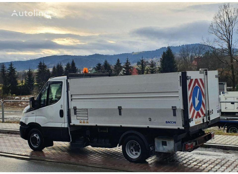 Iveco Daily 35c-14 3 way tipper BENZIN - 덤프 밴 : 사진 5 Iveco Daily 35c-14 3 way tipper BENZIN - 덤프 밴 : 사진 5