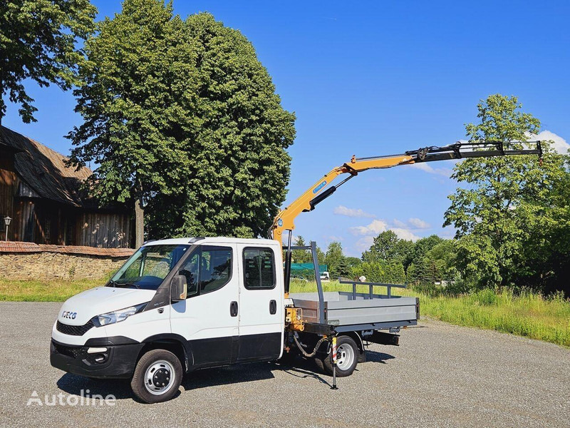 Iveco Daily 35c-15 Doka flatbed + crane Effer - 플랫베드 밴, 콤비 밴 : 사진 4 Iveco Daily 35c-15 Doka flatbed + crane Effer - 플랫베드 밴, 콤비 밴 : 사진 4