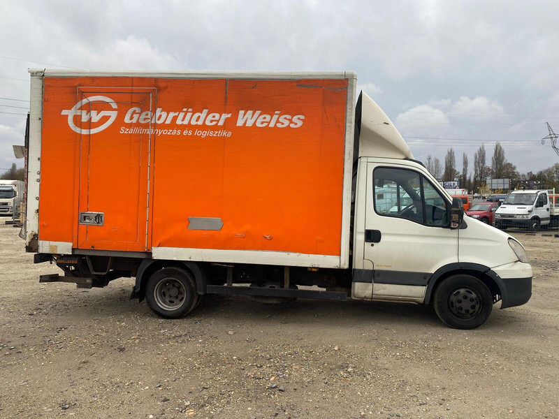 Iveco Daily 40 C 15 - Koffer + DHollandia LBW - 박스 밴 : 사진 4 Iveco Daily 40 C 15 - Koffer + DHollandia LBW - 박스 밴 : 사진 4