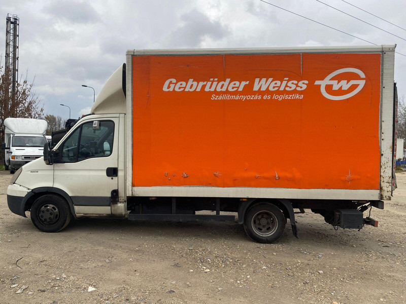 Iveco Daily 40 C 15 - Koffer + DHollandia LBW - 박스 밴 : 사진 5 Iveco Daily 40 C 15 - Koffer + DHollandia LBW - 박스 밴 : 사진 5