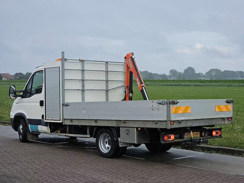 Iveco Daily 40C15 - Flatbed + crane - 드롭사이드/ 플랫베드 트럭, 크레인 트럭 : 사진 3 Iveco Daily 40C15 - Flatbed + crane - 드롭사이드/ 플랫베드 트럭, 크레인 트럭 : 사진 3