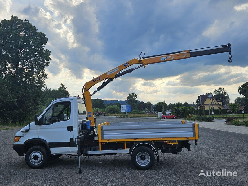 Iveco Daily 65c-15 Flatbed + crane Copma - 드롭사이드/ 플랫베드 트럭, 크레인 트럭 : 사진 2 Iveco Daily 65c-15 Flatbed + crane Copma - 드롭사이드/ 플랫베드 트럭, 크레인 트럭 : 사진 2