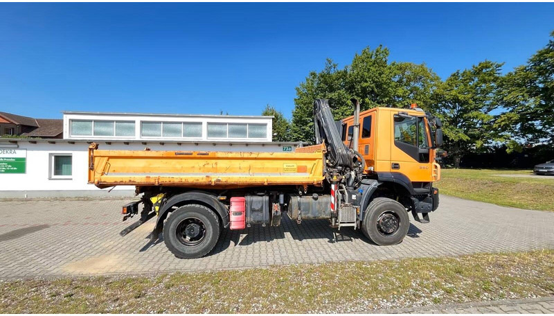 Iveco Trakker 360 EEV - 3 way tipper + crane - 덤프트럭, 크레인 트럭 : 사진 3 Iveco Trakker 360 EEV - 3 way tipper + crane - 덤프트럭, 크레인 트럭 : 사진 3