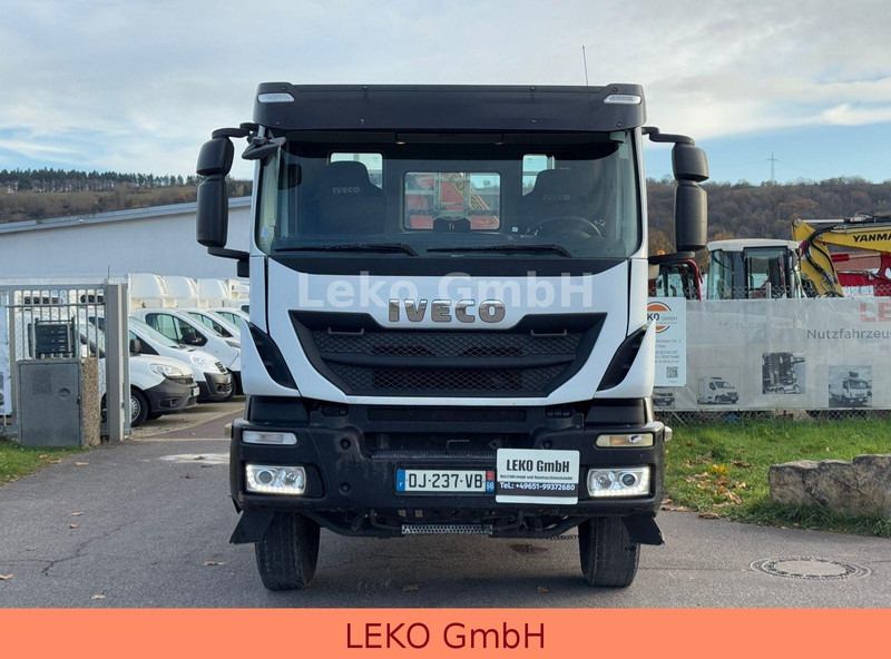 Iveco Trakker 450 Mit Kran( Palfinger PK 22002 .EH) - 드롭사이드/ 플랫베드 트럭, 크레인 트럭 : 사진 3 Iveco Trakker 450 Mit Kran( Palfinger PK 22002 .EH) - 드롭사이드/ 플랫베드 트럭, 크레인 트럭 : 사진 3