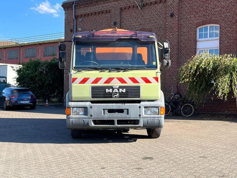 MAN 15.163 Utcaseprő - 거리 청소 차량 : 사진 3 MAN 15.163 Utcaseprő - 거리 청소 차량 : 사진 3