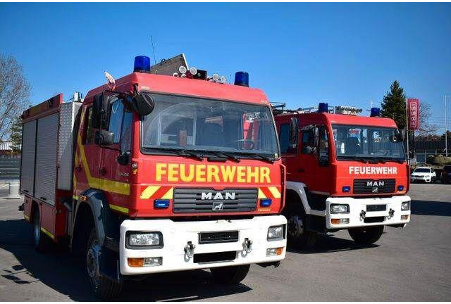 MAN 4x4 Firetruck Feuerwehr DOKA Expedition Camper - 소방차 : 사진 5 MAN 4x4 Firetruck Feuerwehr DOKA Expedition Camper - 소방차 : 사진 5