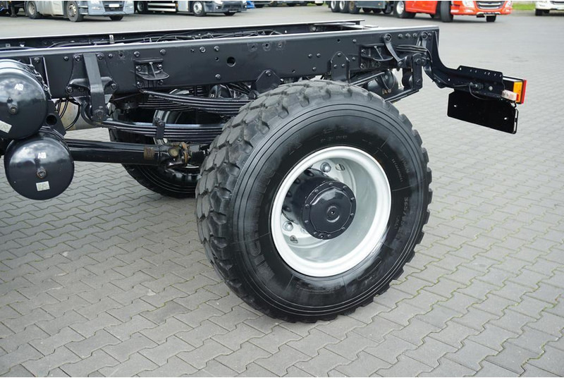 캡 새시 트럭 MAN LE 220 / 4 X 4 / DOKA / DO ZABUDOWY / KAMPER : 사진 19 캡 새시 트럭 MAN LE 220 / 4 X 4 / DOKA / DO ZABUDOWY / KAMPER : 사진 19