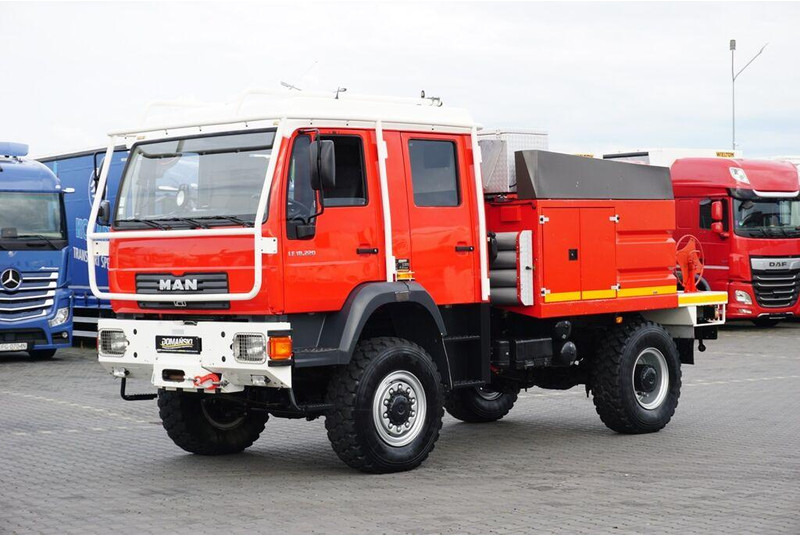 MAN / LE 220 / 4 X 4 / DOKA / STRAŻ POZARNA - 소방차 : 사진 1 MAN / LE 220 / 4 X 4 / DOKA / STRAŻ POZARNA - 소방차 : 사진 1