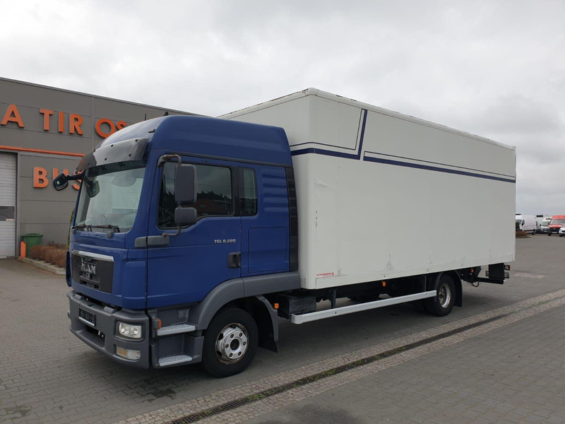 MAN TGL 8.220 EURO 5 CONTAINER+LIFT - 박스 트럭 : 사진 1 MAN TGL 8.220 EURO 5 CONTAINER+LIFT - 박스 트럭 : 사진 1