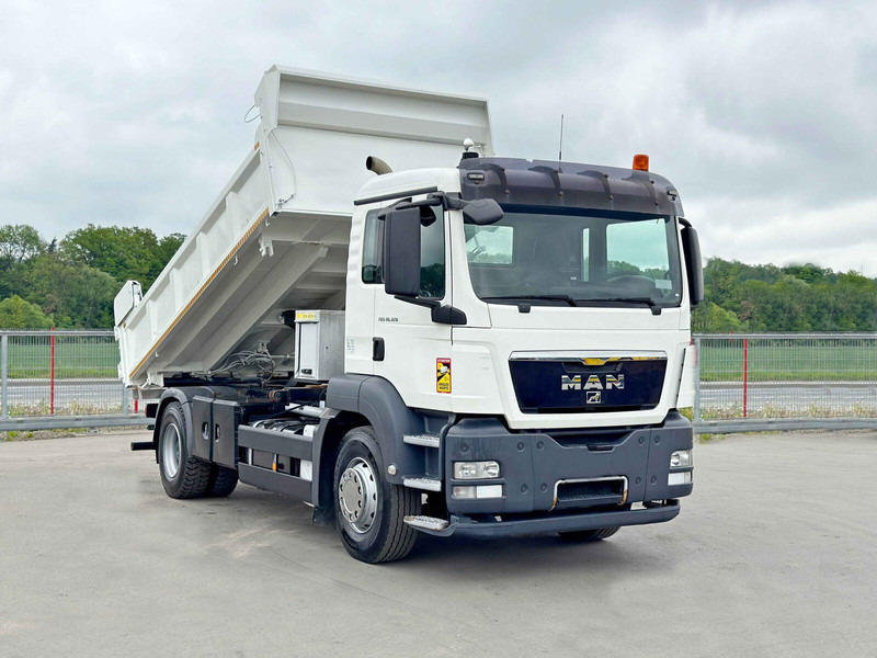 MAN TGS 18.320 * KIPPER 4,95m + BORDMATIC*TOPZUSTAND - 덤프트럭 : 사진 2 MAN TGS 18.320 * KIPPER 4,95m + BORDMATIC*TOPZUSTAND - 덤프트럭 : 사진 2