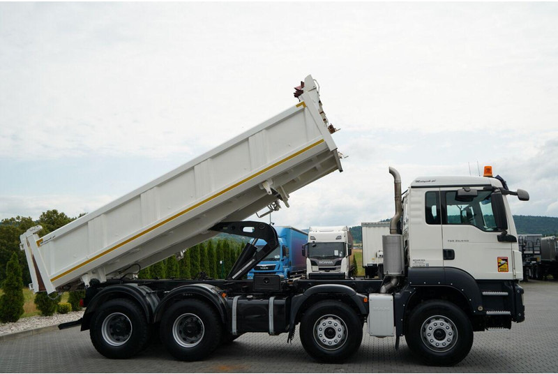 MAN TGS 35.440 / 8X4 / WYWROTKA 2 STR. / HYDROBURTA / BORDMATIC / ZA - 덤프트럭 : 사진 5 MAN TGS 35.440 / 8X4 / WYWROTKA 2 STR. / HYDROBURTA / BORDMATIC / ZA - 덤프트럭 : 사진 5