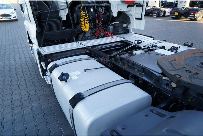 트랙터 유닛 MAN TGX 18. 460 / MEGA / LOWDECK / REGULOWANE SIODŁO / NAVI : 사진 13 트랙터 유닛 MAN TGX 18. 460 / MEGA / LOWDECK / REGULOWANE SIODŁO / NAVI : 사진 13