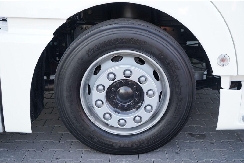 트랙터 유닛 MAN TGX 18. 460 / MEGA / LOWDECK / REGULOWANE SIODŁO / NAVI : 사진 19 트랙터 유닛 MAN TGX 18. 460 / MEGA / LOWDECK / REGULOWANE SIODŁO / NAVI : 사진 19