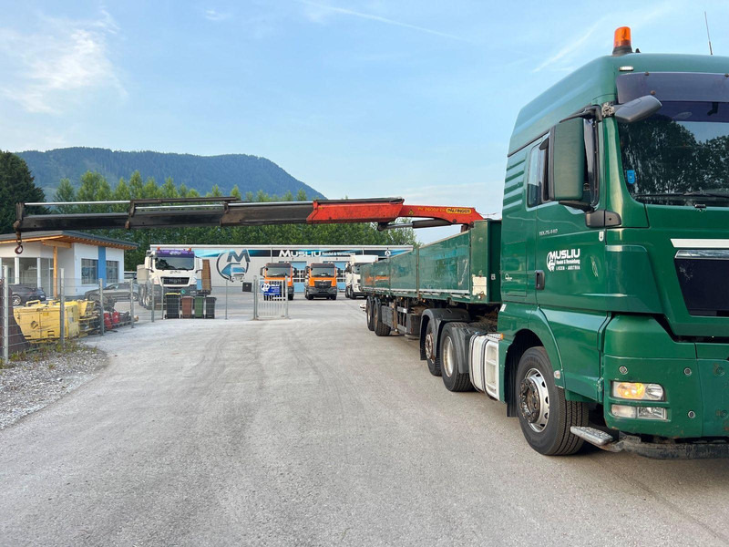 MAN TGX 26.440 6x2 + Flatbed semi trailer + Crane PK26002 - 트랙터 유닛 : 사진 4 MAN TGX 26.440 6x2 + Flatbed semi trailer + Crane PK26002 - 트랙터 유닛 : 사진 4