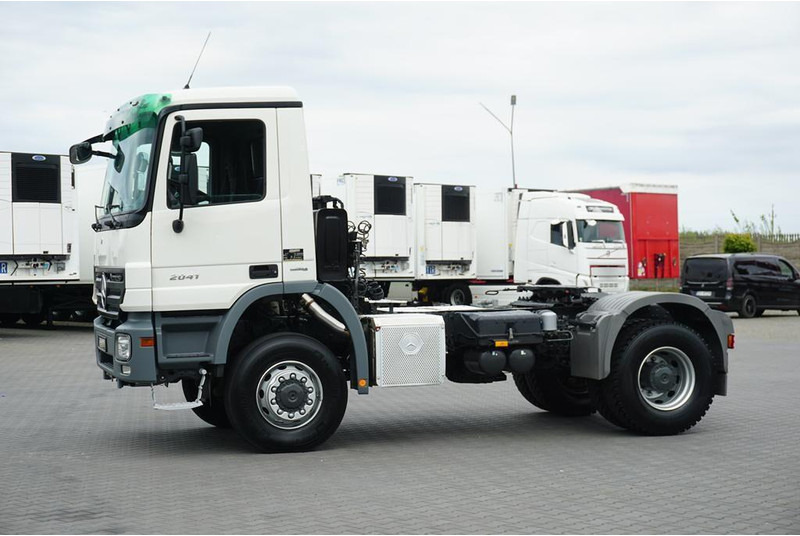 Mercedes-Benz ACTROS / 2041 / 4 X 4 / ALLARD / HYDRAULIKA - 트랙터 유닛 : 사진 3 Mercedes-Benz ACTROS / 2041 / 4 X 4 / ALLARD / HYDRAULIKA - 트랙터 유닛 : 사진 3