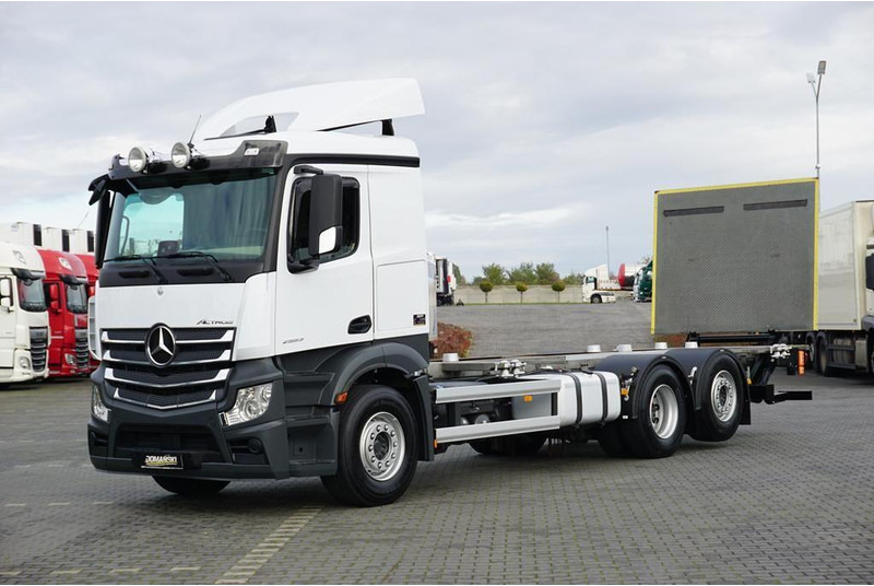 Mercedes-Benz ACTROS / 2553 / ACC / E 6 / BDF + WINDA / 7.15 , 7.45, 7.82 M / - 캡 새시 트럭 : 사진 2 Mercedes-Benz ACTROS / 2553 / ACC / E 6 / BDF + WINDA / 7.15 , 7.45, 7.82 M / - 캡 새시 트럭 : 사진 2