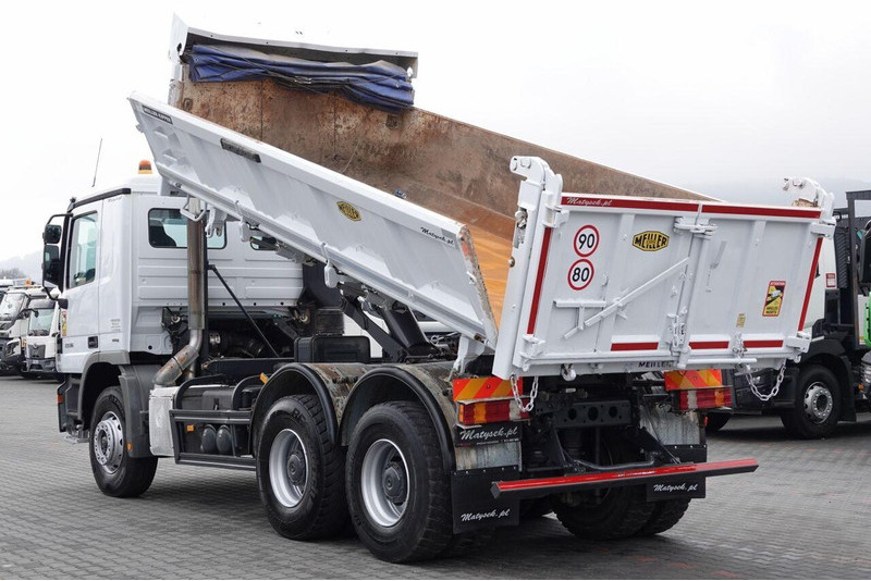 Mercedes-Benz ACTROS 3336 / 6x4 / WYWROTKA / BORDMATIC / HYDROBURTA / MEILLER - 덤프트럭 : 사진 4 Mercedes-Benz ACTROS 3336 / 6x4 / WYWROTKA / BORDMATIC / HYDROBURTA / MEILLER - 덤프트럭 : 사진 4