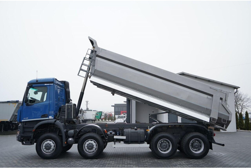 Mercedes-Benz ACTROS 4145 / 8X8 / WYWROTKA TYLNOZSYPOWA / KH-KIPPER 6 M / AUTO - 덤프트럭 : 사진 2 Mercedes-Benz ACTROS 4145 / 8X8 / WYWROTKA TYLNOZSYPOWA / KH-KIPPER 6 M / AUTO - 덤프트럭 : 사진 2