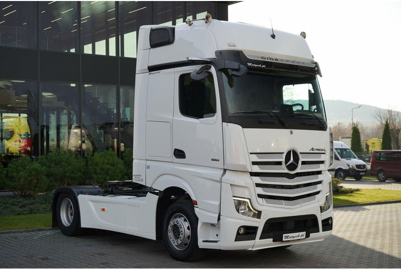 Mercedes-Benz ACTROS L 1851 / GIGA SPACE / RETARDER / 2022 R - 트랙터 유닛 : 사진 4 Mercedes-Benz ACTROS L 1851 / GIGA SPACE / RETARDER / 2022 R - 트랙터 유닛 : 사진 4