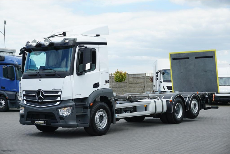 Mercedes-Benz ANTOS / 2535 / ACC / E 6 / BDF + WINDA / 7.15 , 7.45, 7.82 M / O - 컨테이너 운반 장치/ 스와프 보디 트럭 : 사진 2 Mercedes-Benz ANTOS / 2535 / ACC / E 6 / BDF + WINDA / 7.15 , 7.45, 7.82 M / O - 컨테이너 운반 장치/ 스와프 보디 트럭 : 사진 2
