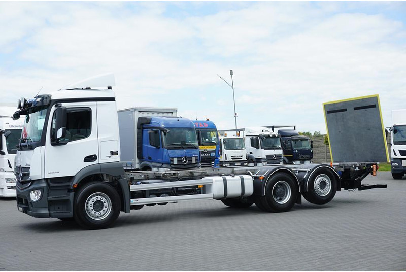 Mercedes-Benz ANTOS / 2535 / ACC / E 6 / BDF + WINDA / 7.15 , 7.45, 7.82 M / O - 컨테이너 운반 장치/ 스와프 보디 트럭 : 사진 3 Mercedes-Benz ANTOS / 2535 / ACC / E 6 / BDF + WINDA / 7.15 , 7.45, 7.82 M / O - 컨테이너 운반 장치/ 스와프 보디 트럭 : 사진 3