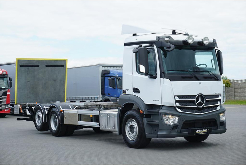 Mercedes-Benz ANTOS / 2535 / ACC / E 6 / BDF + WINDA / 7.15 , 7.45, 7.82 M / O - 컨테이너 운반 장치/ 스와프 보디 트럭 : 사진 1 Mercedes-Benz ANTOS / 2535 / ACC / E 6 / BDF + WINDA / 7.15 , 7.45, 7.82 M / O - 컨테이너 운반 장치/ 스와프 보디 트럭 : 사진 1
