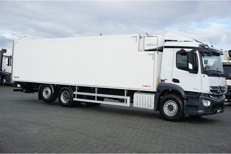 Mercedes-Benz ANTOS / 2535 / EURO 6 / CHŁODNIA + WINDA / 23 PALETY / OŚ SKRĘTN - 냉동탑차 : 사진 4 Mercedes-Benz ANTOS / 2535 / EURO 6 / CHŁODNIA + WINDA / 23 PALETY / OŚ SKRĘTN - 냉동탑차 : 사진 4