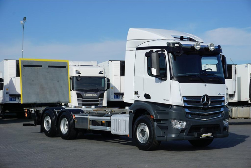 Mercedes-Benz ANTOS / 2545 / ACC / E 6 / BDF + WINDA / 7.15 , 7.45, 7.82 M / O - 캡 새시 트럭 : 사진 1 Mercedes-Benz ANTOS / 2545 / ACC / E 6 / BDF + WINDA / 7.15 , 7.45, 7.82 M / O - 캡 새시 트럭 : 사진 1