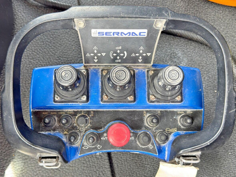 리스 Mercedes-Benz AROCS 3743 * Betonpumpe + FUNK * 8x4 * TOP Mercedes-Benz AROCS 3743 * Betonpumpe + FUNK * 8x4 * TOP : 사진 13